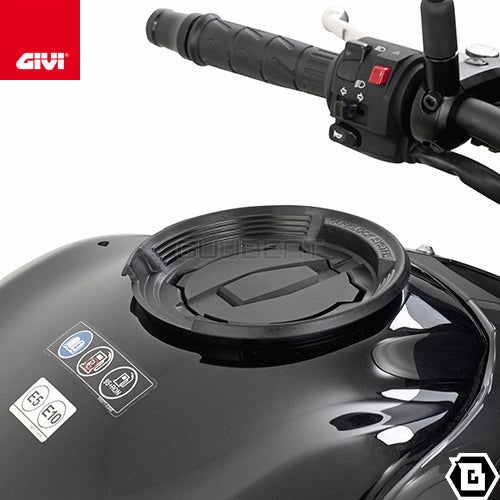 GIVI BF29 タンクロック アタッチメント/KAWASAKI ヴェルシス 1000 / KAWASAKI ヴェルシス 1000 SE他専用