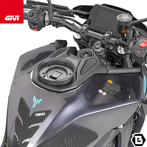 GIVI BF90 タンクロック アタッチメント/YAMAHA MT-09専用