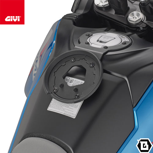 GIVI BF95 タンクロック アタッチメント/CFMOTO 800 MT-X専用