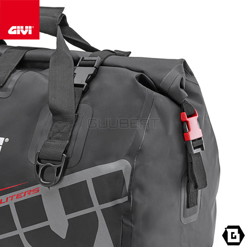 GIVI EA115GR 防水ボストンバッグ 40L容量 グレー / レッド