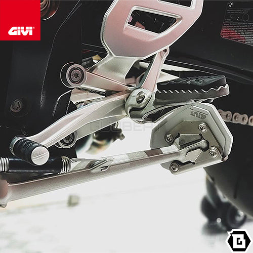 GIVI ES8203 サイドスタンド エクステンション アルミ ステンレス シルバー|MOTO GUZZI V85 TT 対応