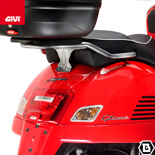 GIVI SR131 キャリア スペシャルリアラック トップケース用/PIAGGIO ベスパ GTS 300 スーパー他専用