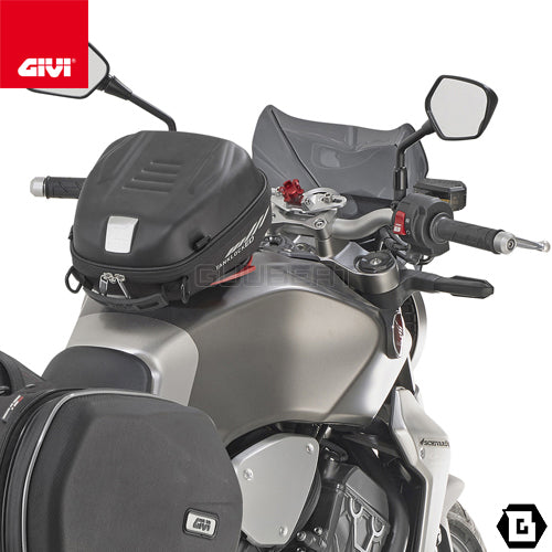 GIVI 1173S スクリーン スモーク／BENELLI 502 C / CFMOTO 700 CL-X / HONDA CB1000R / HONDA CB 650 R他専用