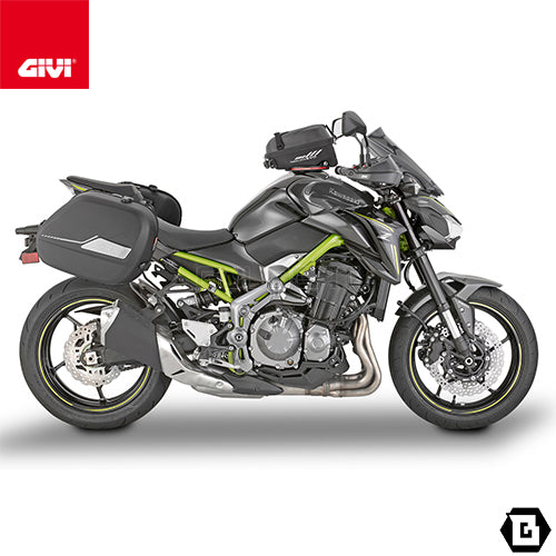 GIVI A4118 スクリーン スモーク／KAWASAKI Z 900専用