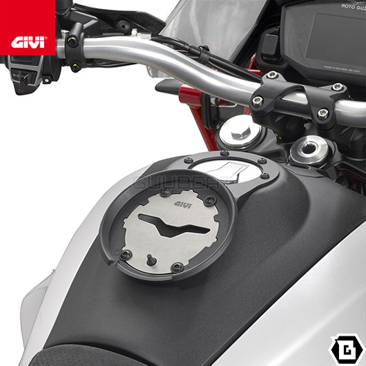 GIVI BF46 タンクロック アタッチメント／MOTO GUZZI V85 TT / MOTO GUZZI V85 TT専用