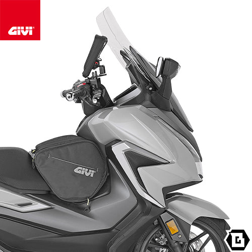 GIVI D1187ST スクリーン  クリア／HONDA フォルツァ350 / HONDA フォルツァ250 / HONDA フォルツァ350他専用