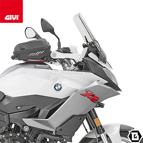 GIVI D5137S スクリーン スモーク／BMW F 900 XR専用