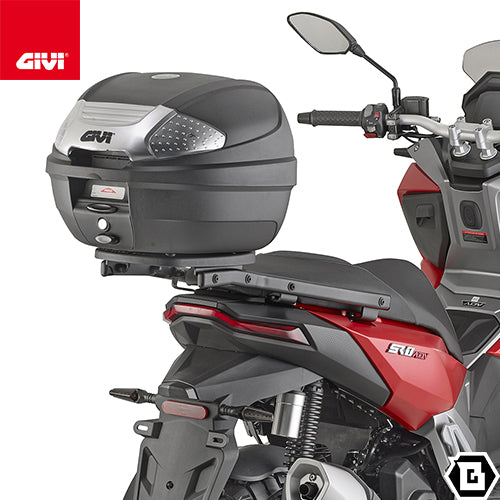 GIVI E300NT2B トップケース MONOLOCKタイプ 30L容量 ブラック / シルバーリフレクター ベースプレート付属