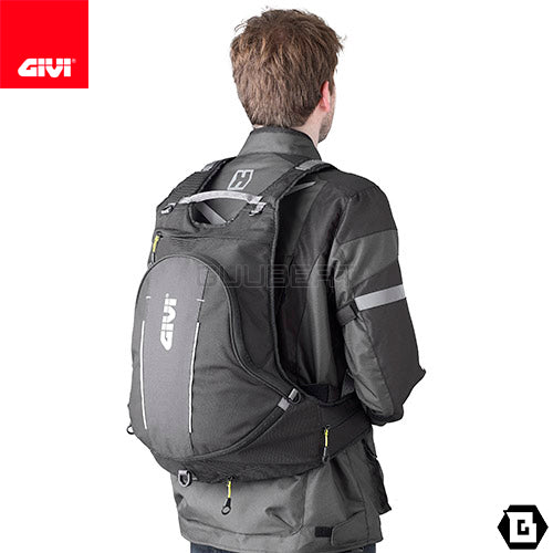 GIVI EA104B バックパック 22L容量 ブラック