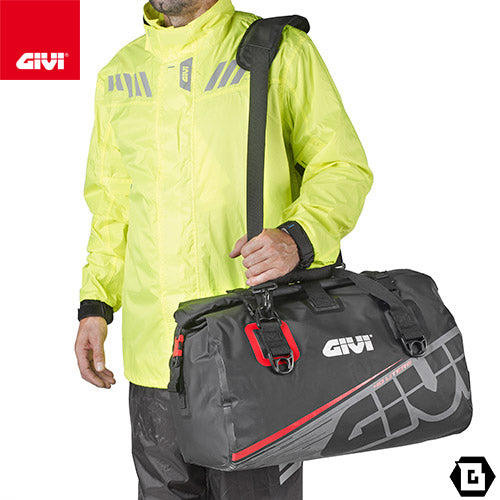 GIVI EA115GR 防水ボストンバッグ 40L容量 グレー / レッド