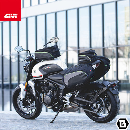 GIVI EA132 シートバッグ ストラップベルト固定 8L - 11L容量可変 ブラック