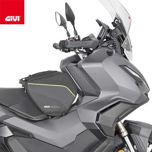 GIVI EA135 スクーターバッグ 15L容量 320mm×300mm×250mm ブラック／HONDA フォルツァ350 / HONDA フォルツァ250専用