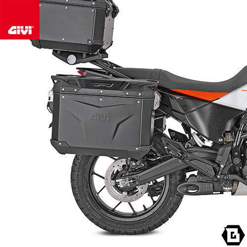 GIVI PLO7718CAM サイドケースホルダー TREKKER OUTBACK用 MONOKEY CAM-SIDE｜KTM 390 アドベンチャー R / 390 アドベンチャー X 対応