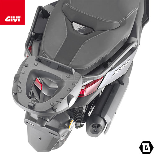 GIVI SR2167 キャリア スペシャルリアラック トップケース用／YAMAHA XMAX 300 / YAMAHA XMAX 250 / YAMAHA XMAX 125専用