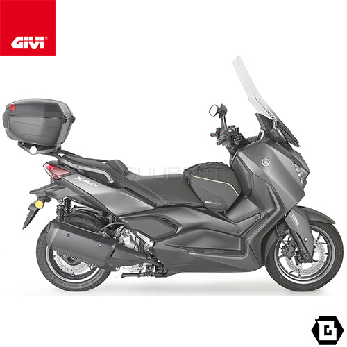 GIVI SR2167 キャリア スペシャルリアラック トップケース用／YAMAHA XMAX 300 / YAMAHA XMAX 250 / YAMAHA XMAX 125専用