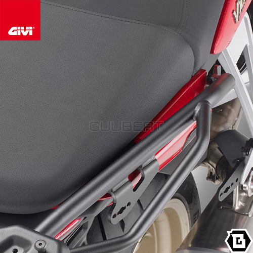 GIVI SR8207 キャリア スペシャルリアラック トップケース用／MOTO GUZZI V 100 マンデッロ専用