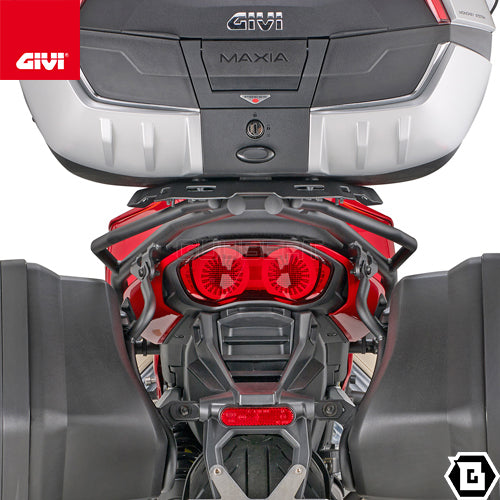 GIVI SR8207 キャリア スペシャルリアラック トップケース用／MOTO GUZZI V 100 マンデッロ専用