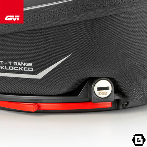 GIVI ST605+ タンクバッグ TanklockED対応 キー付き 5L 防水仕様｜反射プリント付 スマホホルダー・レインカバー付