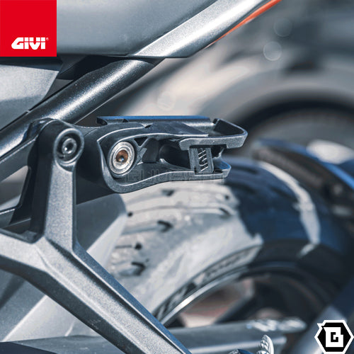 GIVI TR1208 サイドバッグサポート クイックリリース機能付き REMOVE-X (リムーブエックス)／HONDA CBR 650 R / HONDA CB 650 R / HONDA CB 650 R専用