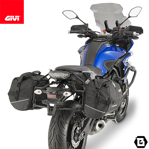 GIVI UT808 カーゴバッグ 防水 25L容量 ブラック